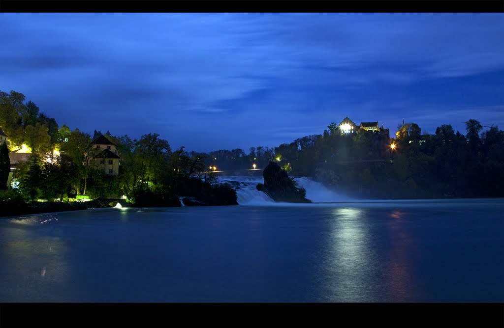 Rheinfall_Neuhausen by MaCello