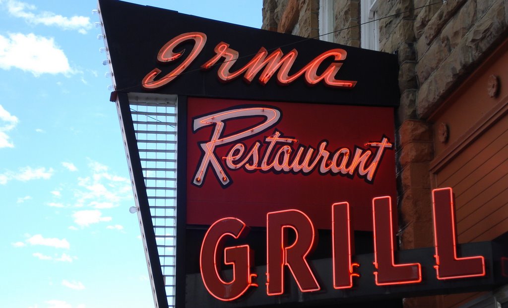 Irma Hotel neon sign by lynetter