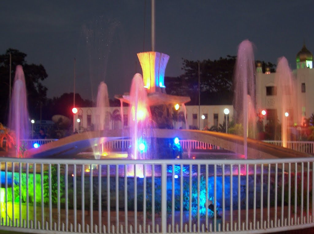 Fountain at Dusk by NRD