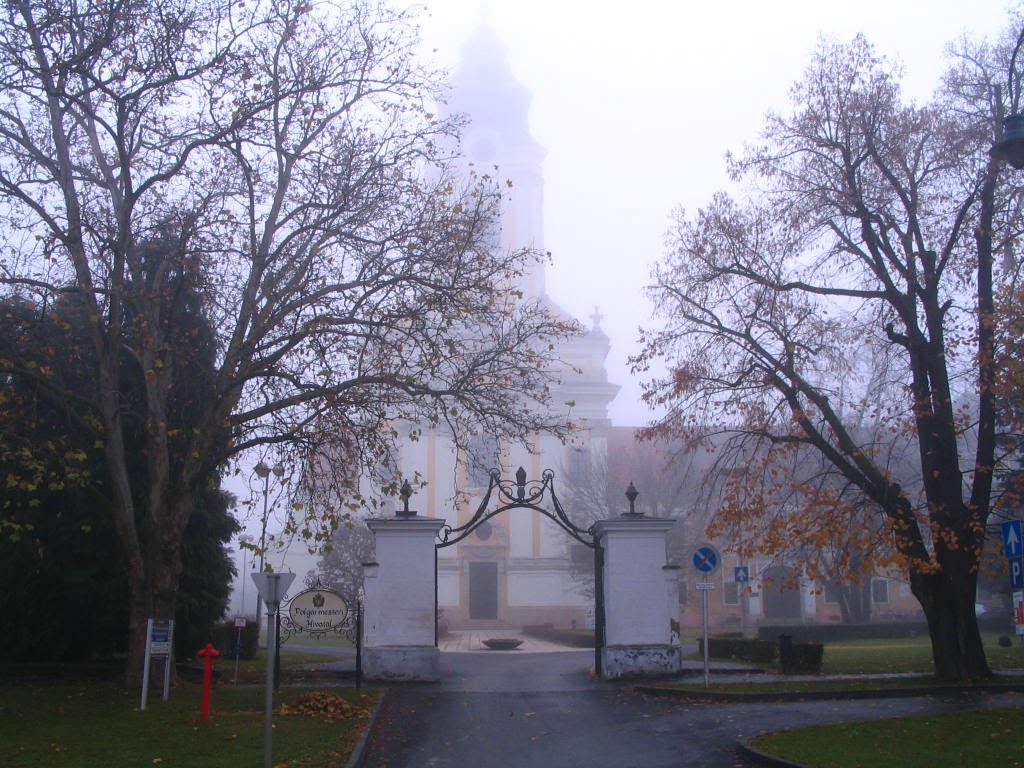 Szentgotthárd, Templom ködbe by János Horváth (renau…