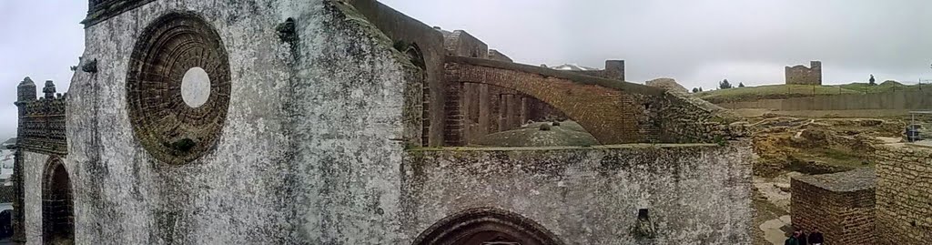 Iglesia de Santa María Coronada by lloles