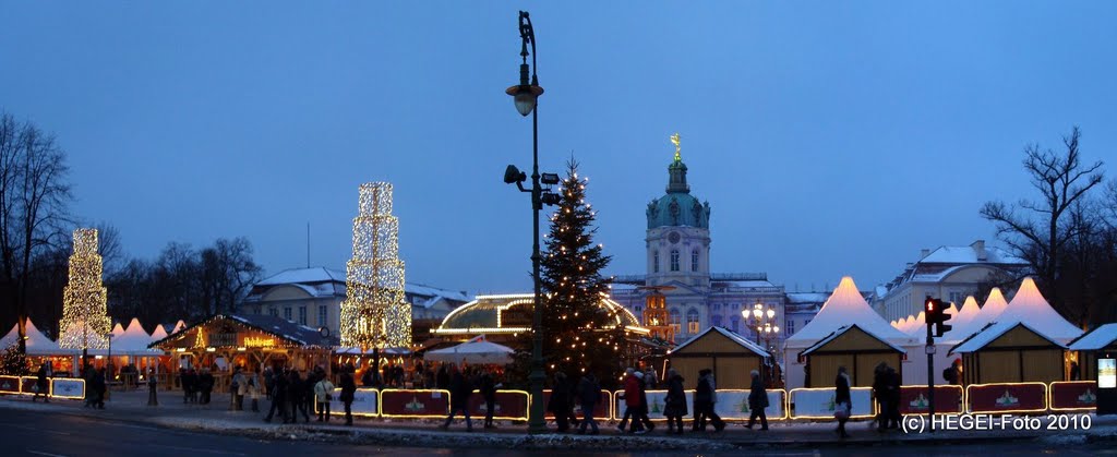 Weihnachtsmarkt Schloss Charlottenburg 2010 by hegei