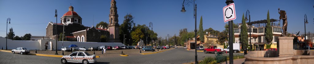 Panorámica de la Plazoleta de la Catedral by Agencia de Viajes VI…