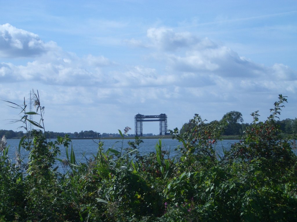 Eisenbahnhubbrücke Karnin by Steinbock-FeWo