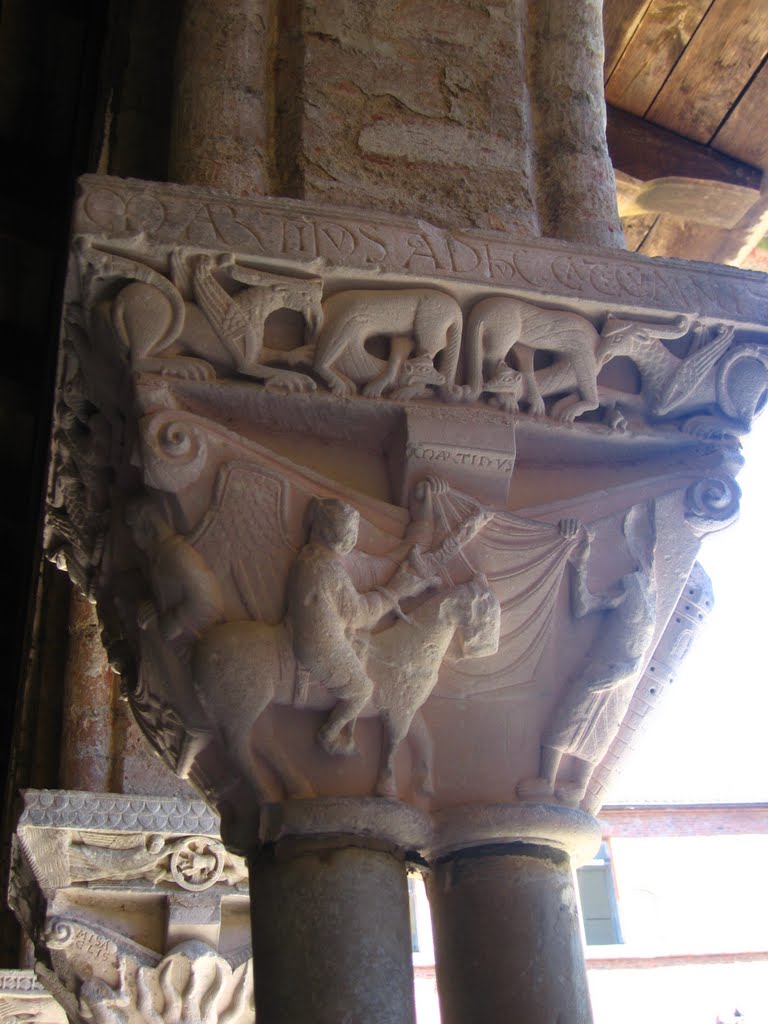 Cloister pillar capital - Abbaye de St Pierre - Moissac by Kevin J. Norman