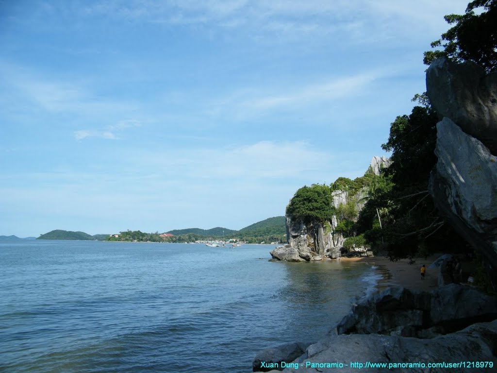 Biển Hòn Chông - Beach by Vietnam Atlas