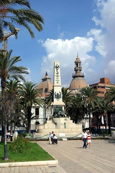 Plaza Héroes de Cavite by cartagenapuertocultu…