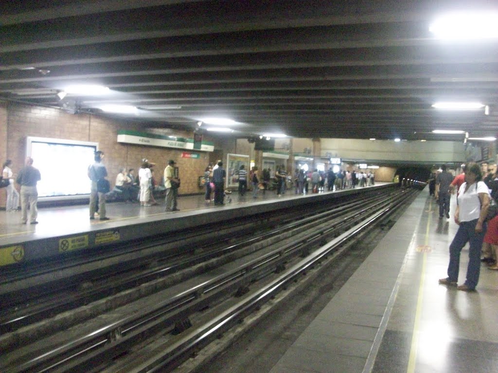 Estación Plaza de Armas. Santiago de Chile (estación común) by Ignacio Paredes