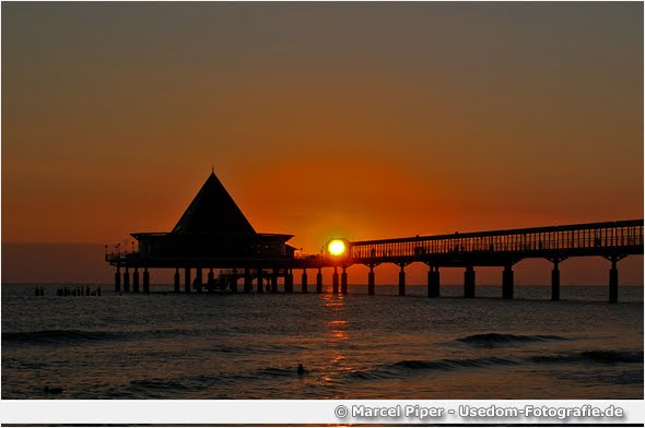 Sonnenaufgang Seebrücke Heringsdorf by Usedom-Fotografie