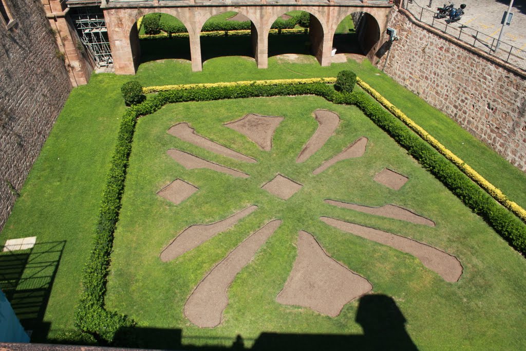 JARDINES CASTELL DE MONTJUIC by P. Pedreira