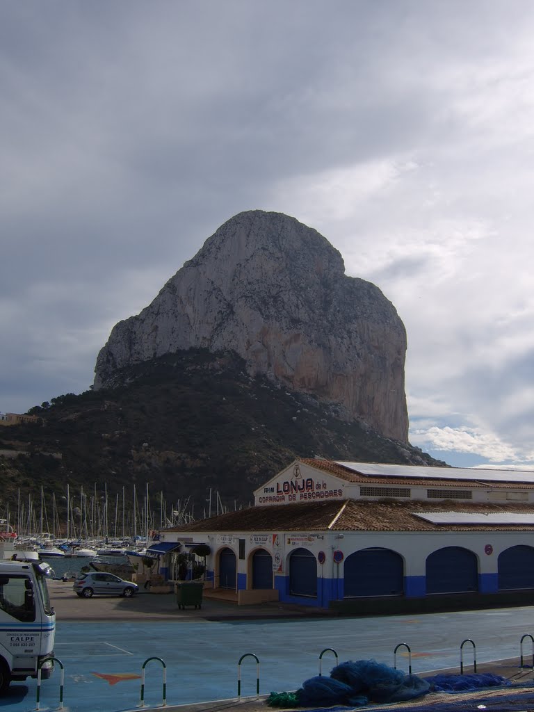 EL PEÑON Y LA LONJA DEL PUERTO by Ramon DE LA FUENTE