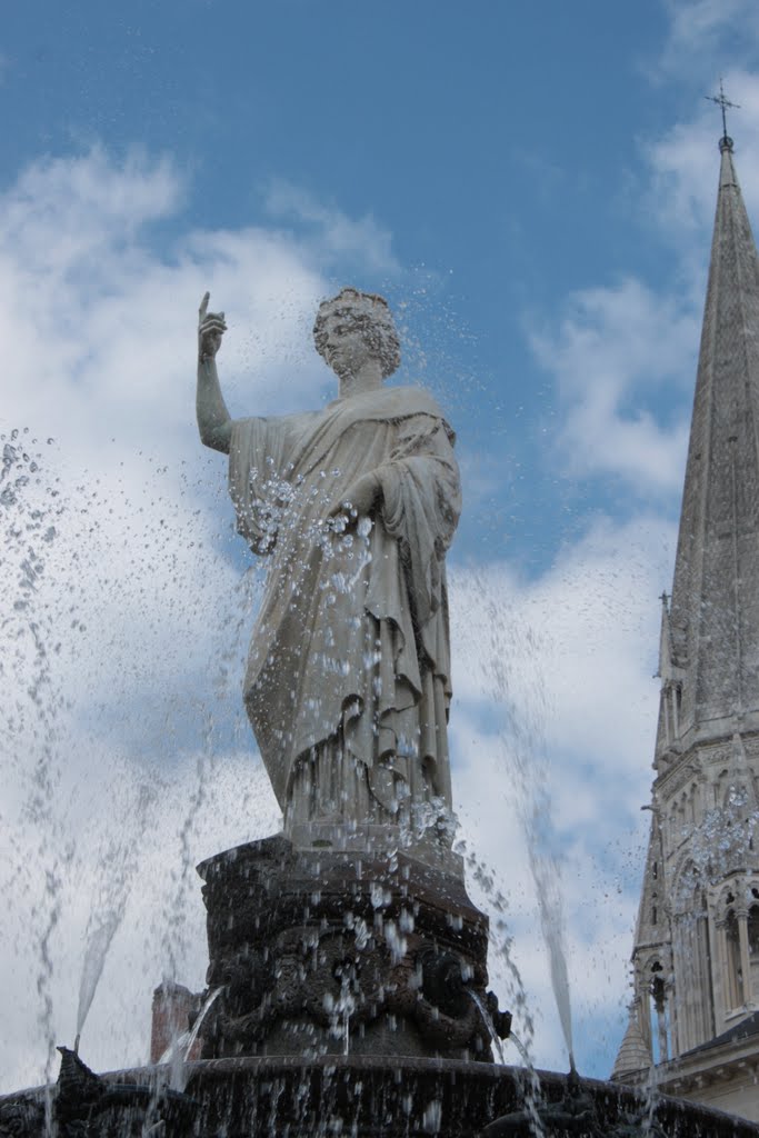 Allégorie De Nantes Veillant Sur La Loire Fontaine Place Royale (44, Nantes) by Lann “No Views” Créü