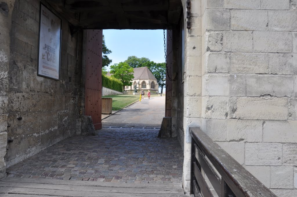 Caen : "Le château" by C G SIMON