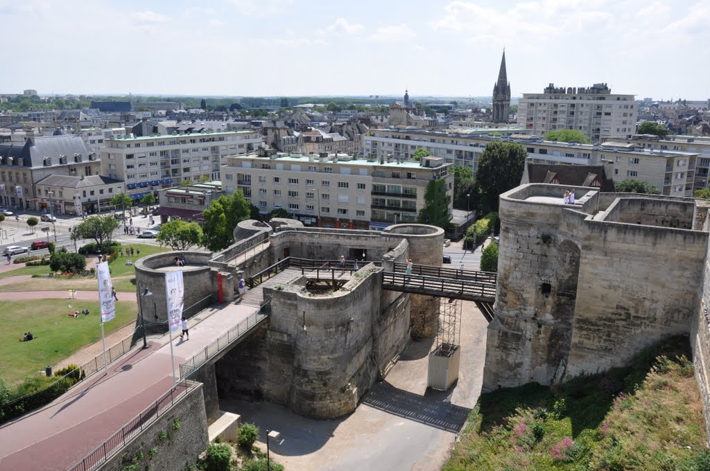 Caen : "Le château" by C G SIMON