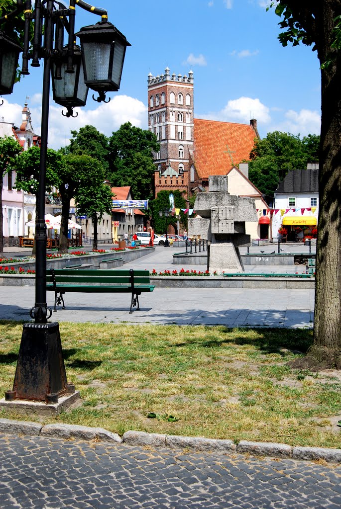 Rynek w Środzie Wielkopolskiej by MacKado