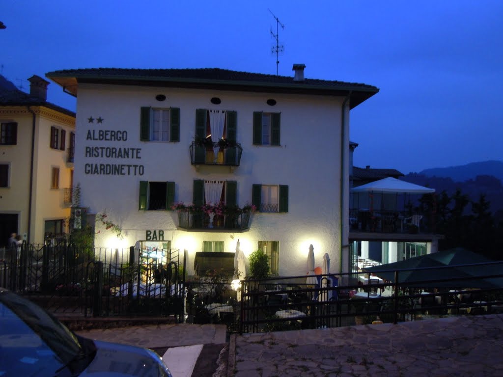 Albergo Ristorante Giardinetto 034556715 by lavanderia.bg