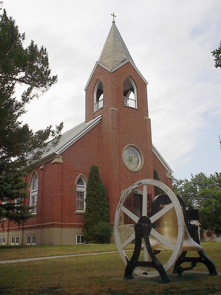 St.Paul's Lutheran Church, Edmonton, AB, Canada by Hank Tweedy