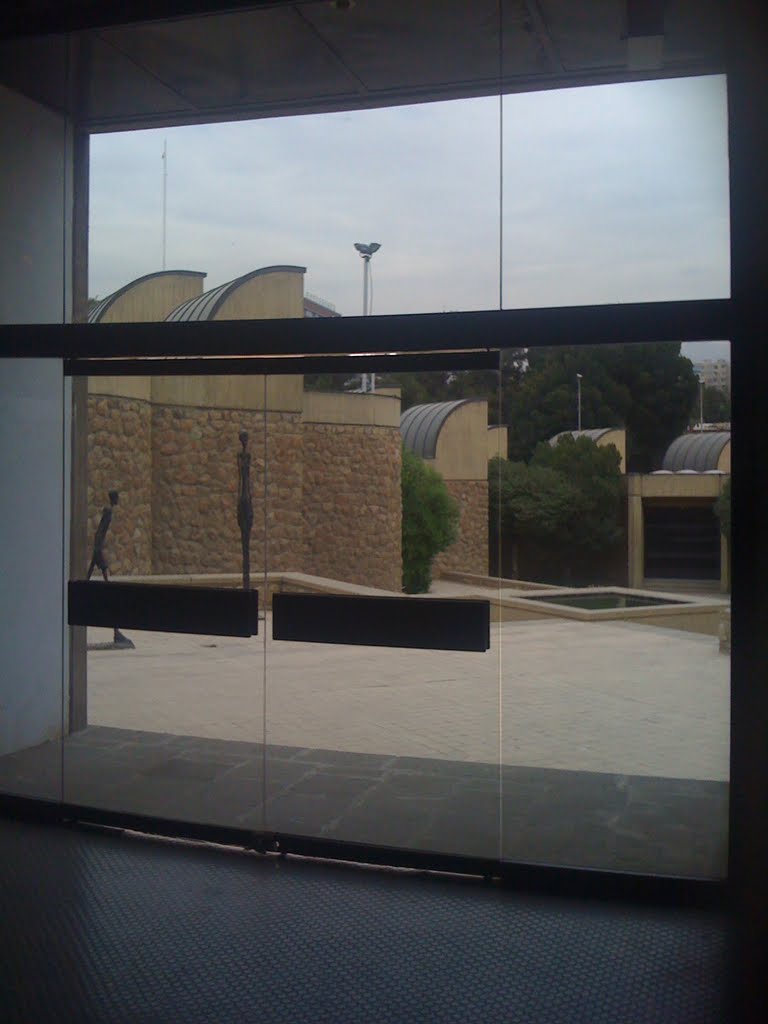 Giacometti statutes, Tehran museum of contemporary Arts (TMOCA) by Ehsan Ansari