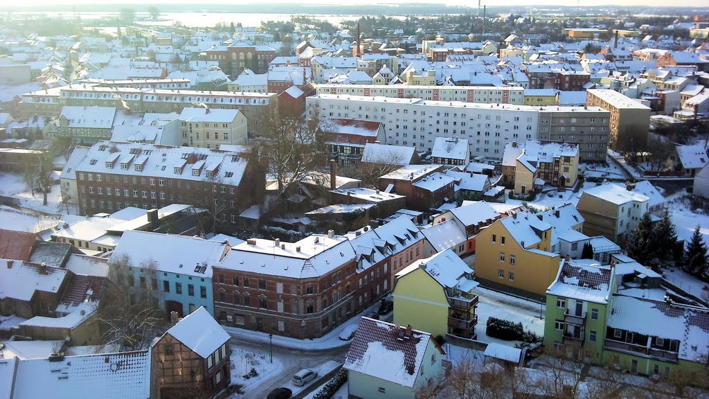 Blick in die winterliche Brückenstraße und Hainstraße by Stephan Meisel