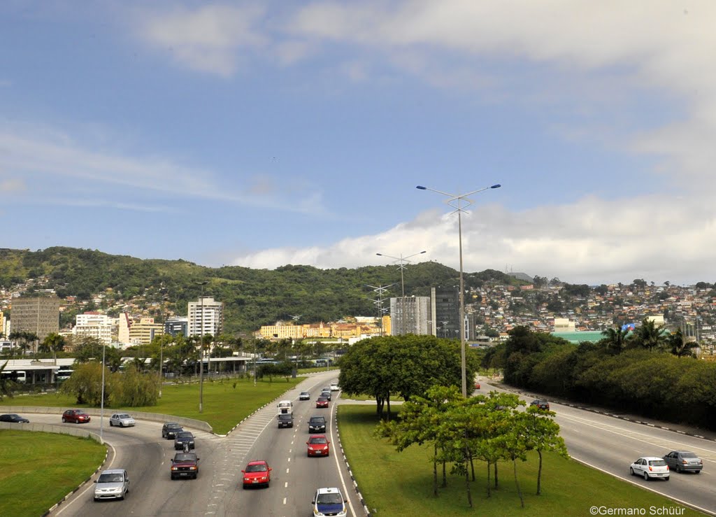 Via expressa / Florianópolis, SC ©Germano Schüür by Germano Schüür