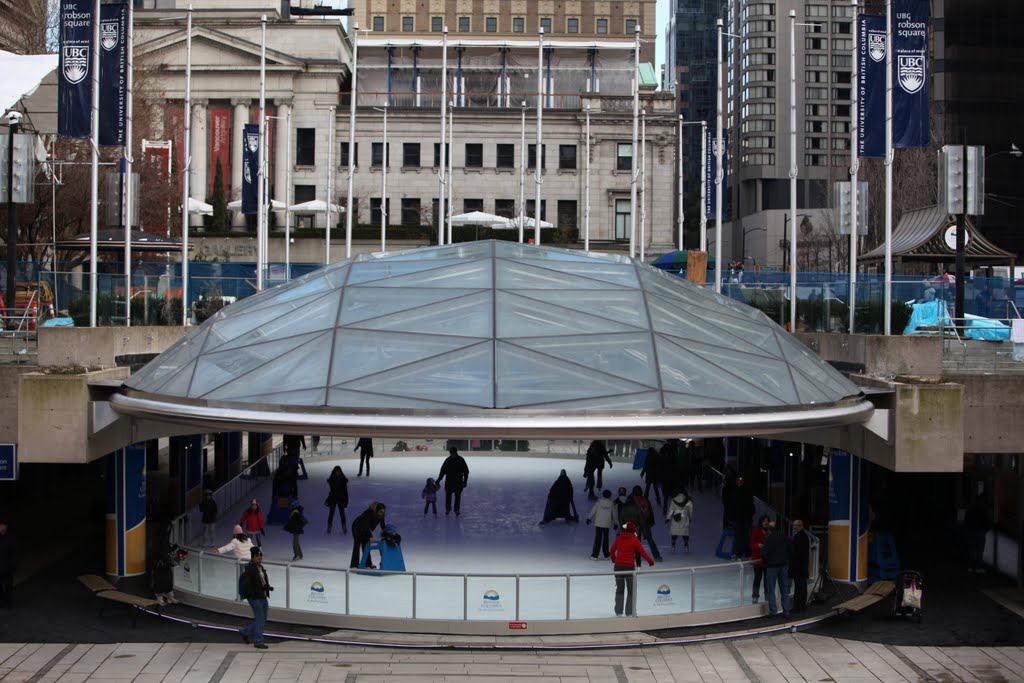 Robson Square ice rink by Rom@nce