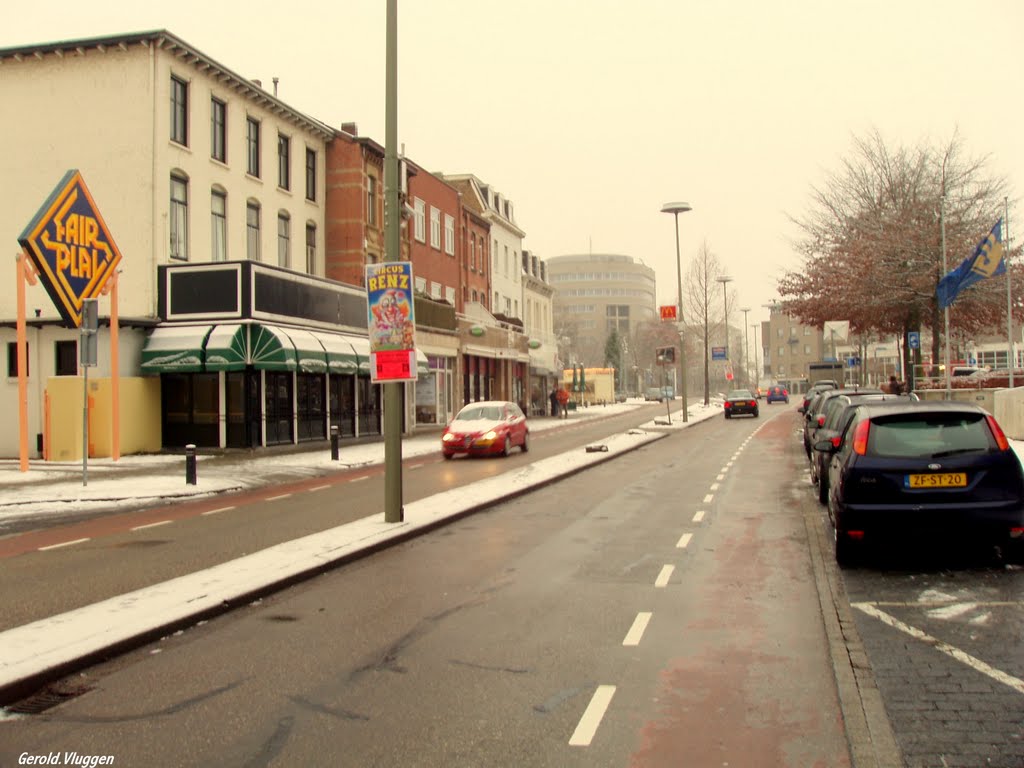 Stationstraat Heerlen............8 Dec. 2010 by Gerold Vluggen