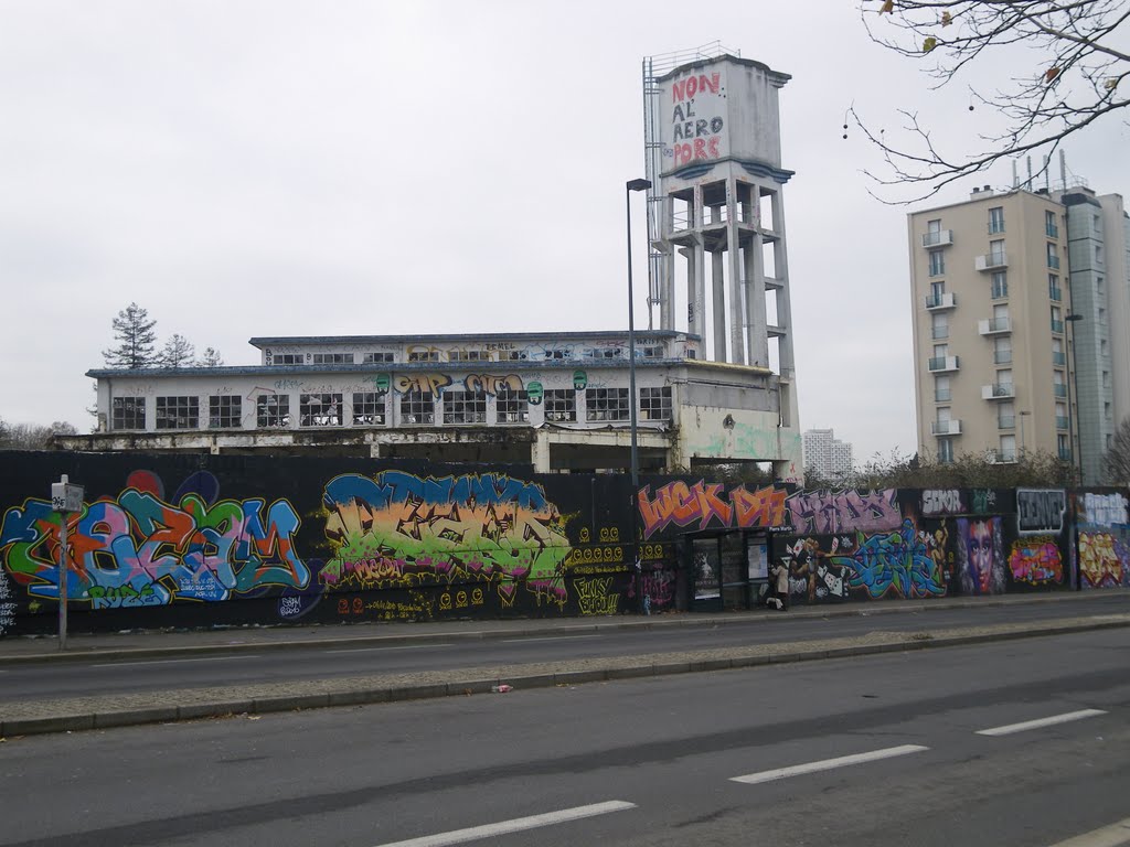 Vue sur les anciennes brasseries graff (puis kronenbourg) rue st helier a rennes by chisloup