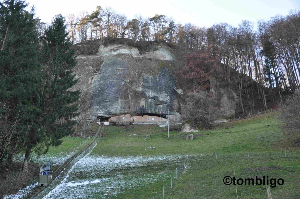 Krauchthal, Lindenfeld - Fluehüsli by ©tombligo