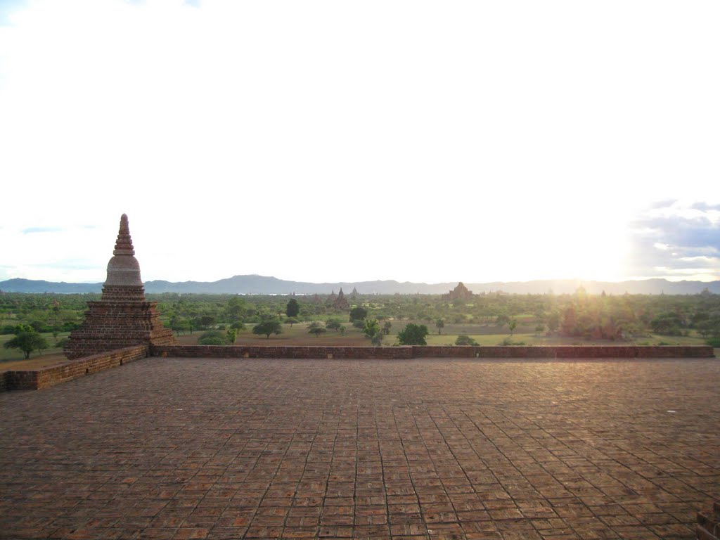 Sunset over Bagan by Anuar T