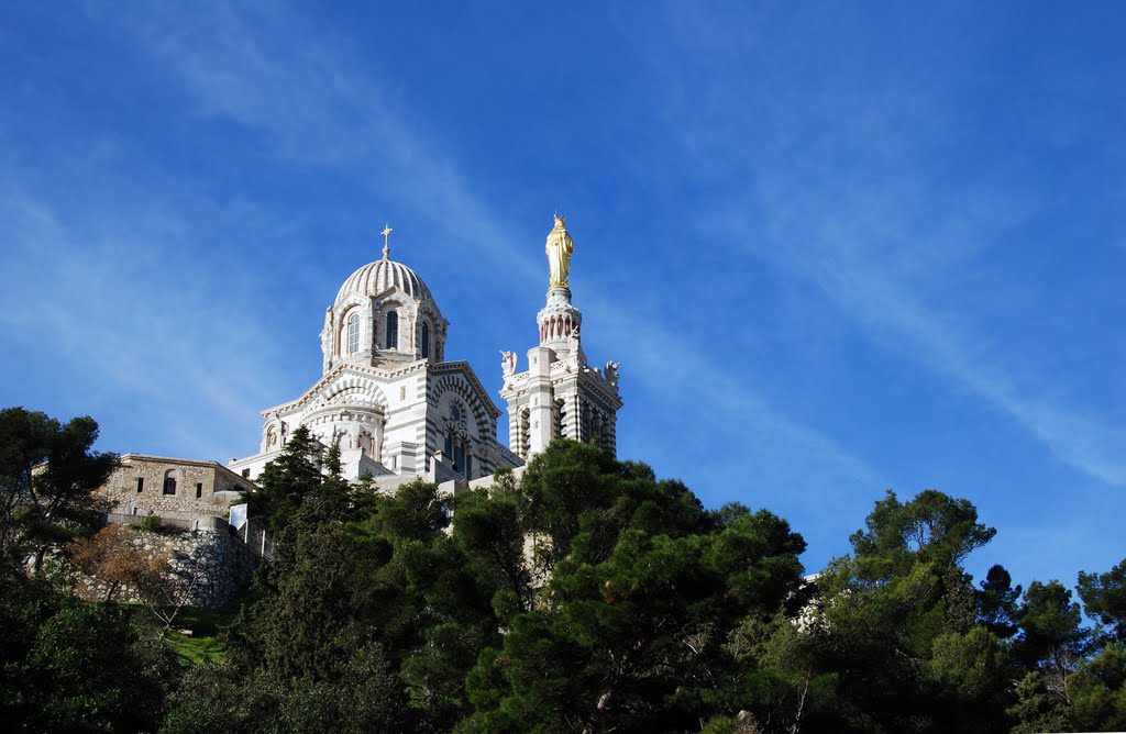 Notre-Dame de la Garde by isaxx