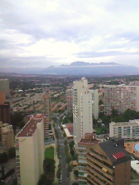 AVENIDA MONTECARLO, RINCON DE LOIX, BENIDORM by Ramon DE LA FUENTE