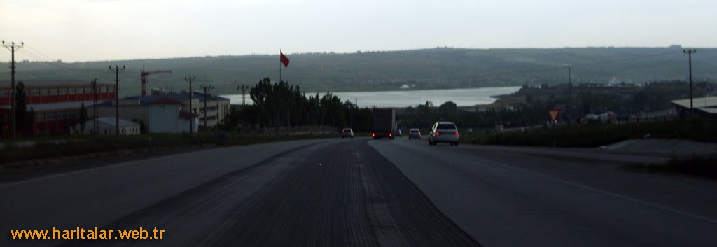 Konya yolunda Gölbaşı'na doğru by haritalar.web.tr