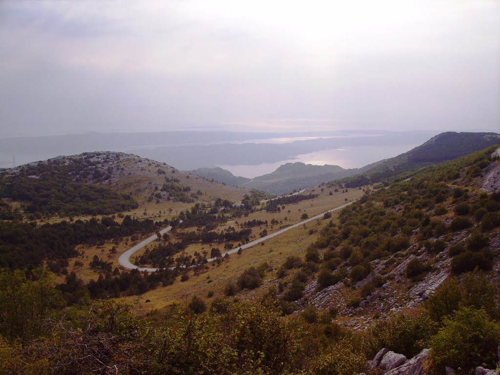 Prijevoj Stara vrata na Baškim Oštarijama by CAR