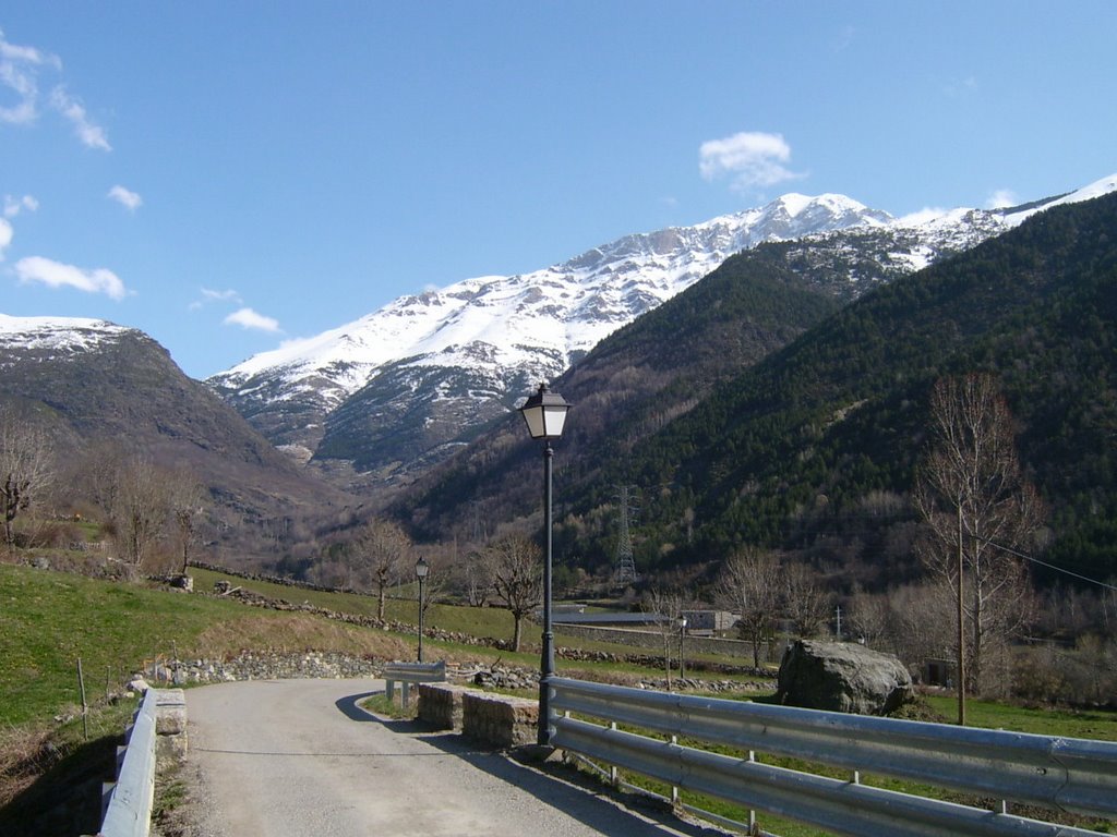 Montsen del Pallars des d'Espui by Confi