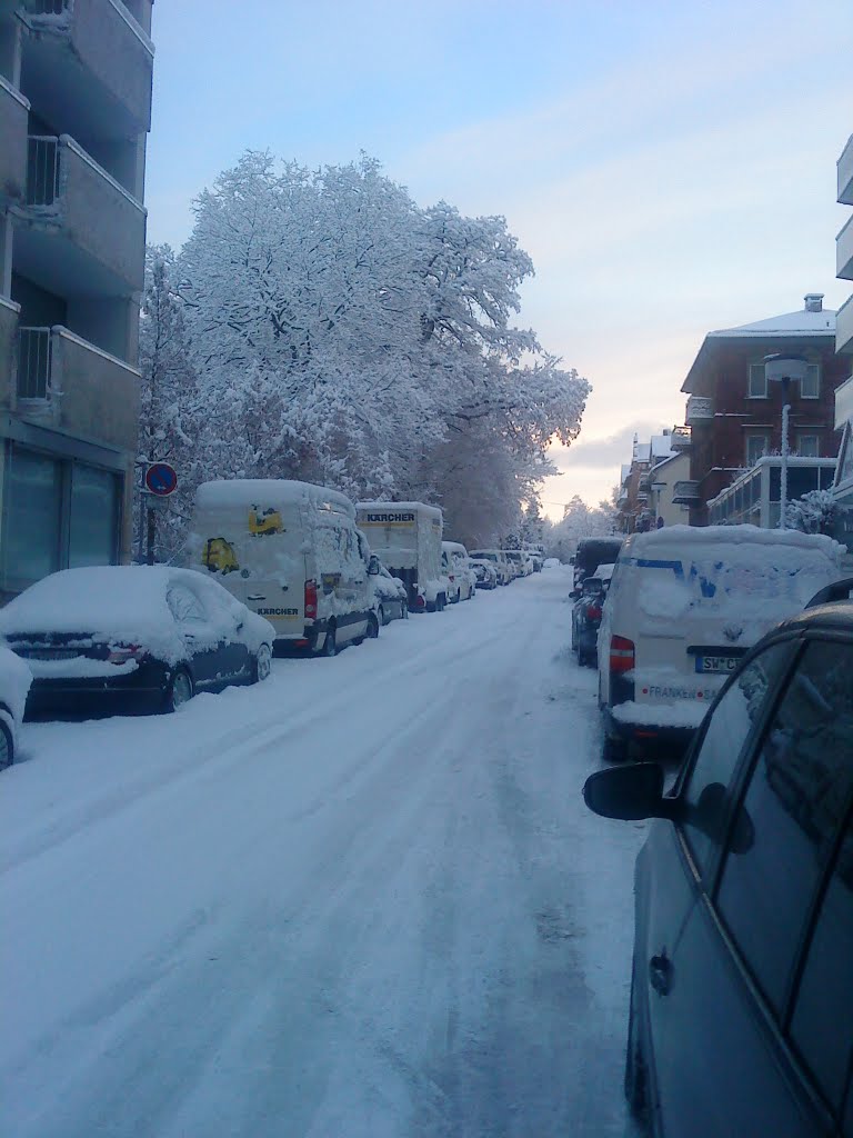 Bad Kissingen Frühlingstrasse Blick Richtung Von-der-Tann-Strasse by Simone Faerber