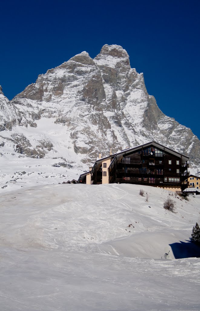 The Matterhorn taken from Giomein by zeneize84