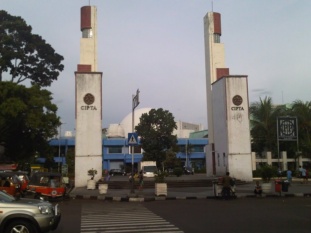 Taman Ismail Marzuki, Jalan Cikini Raya by indoplaces