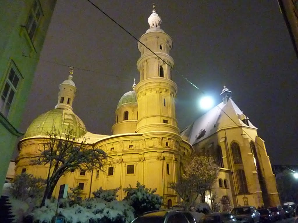 Mausoleum und Domkirche an einem Winterabend by Panzerknacker