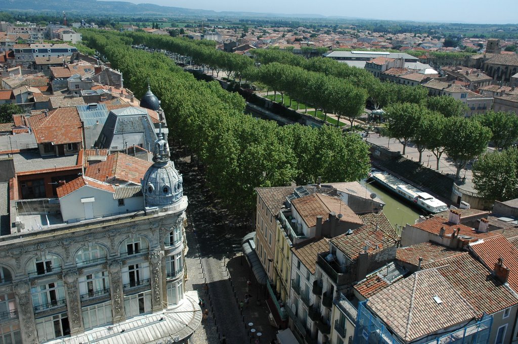 La promenade des barques vue depuis le donjon Gilles Aycelin by Christophe Trinquier