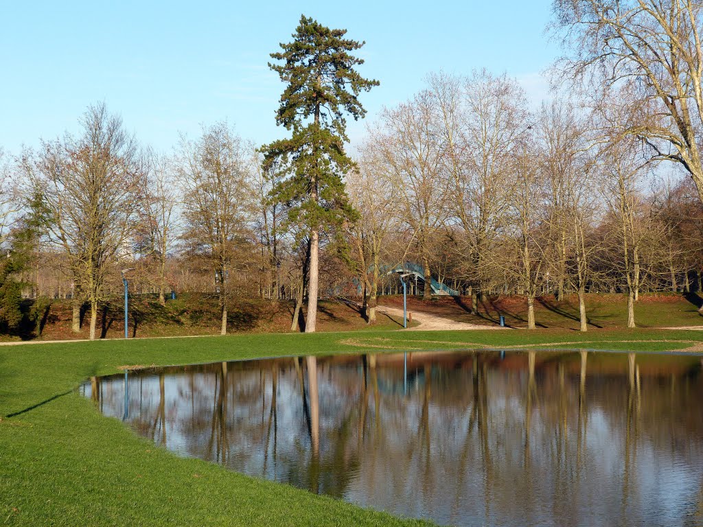 Châlons-en-Champagne : le jard Anglais by Effel