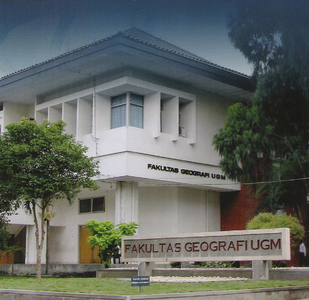 Fakultas Geografi UGM by Fak Geografi UGM