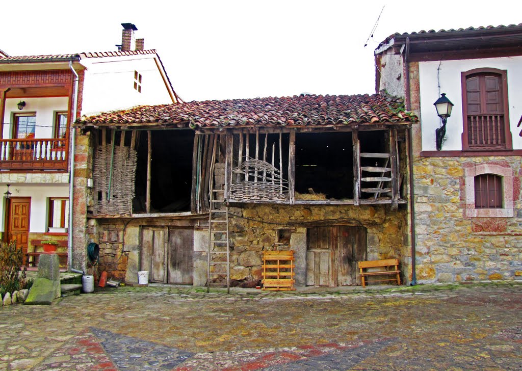 Soto de Agues, Sobrescobio. Principado de Asturias. by Valentín Enrique