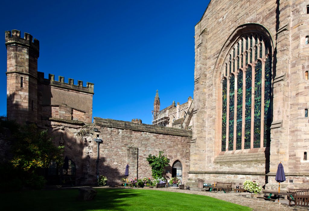 Hereford Cathedral by northbynorthwest