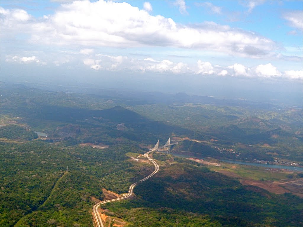 Panamerican Highway Crossing Panama Canal (Carretera Panamerica cruzando Panama Canal) by leahbak