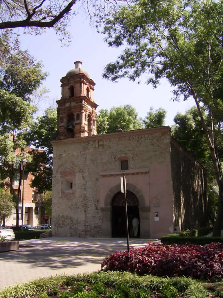 Templo San Lorenzo by Carlos Rafael Salinas