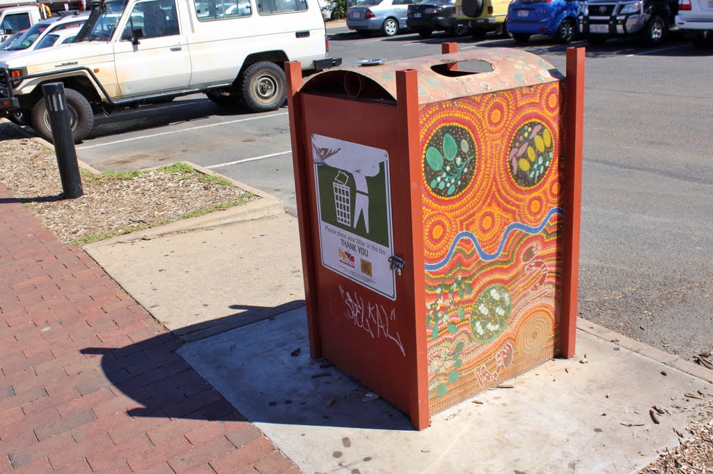 Rubbish bin decorated with aboriginal art by bc_harry