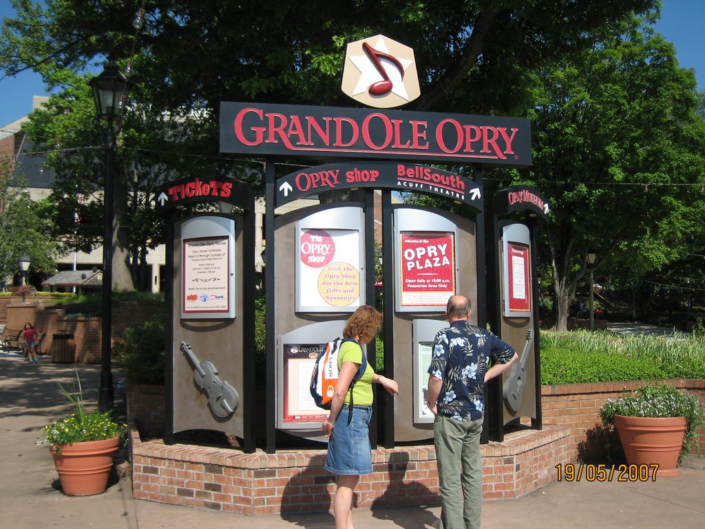 Grand Ole Opry, Nashville by Daniel L Ström