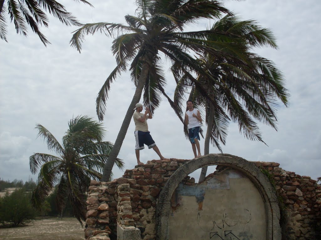 Ruinas na Praia do Cumbuco -Caucaia Ceará by Philippe5C