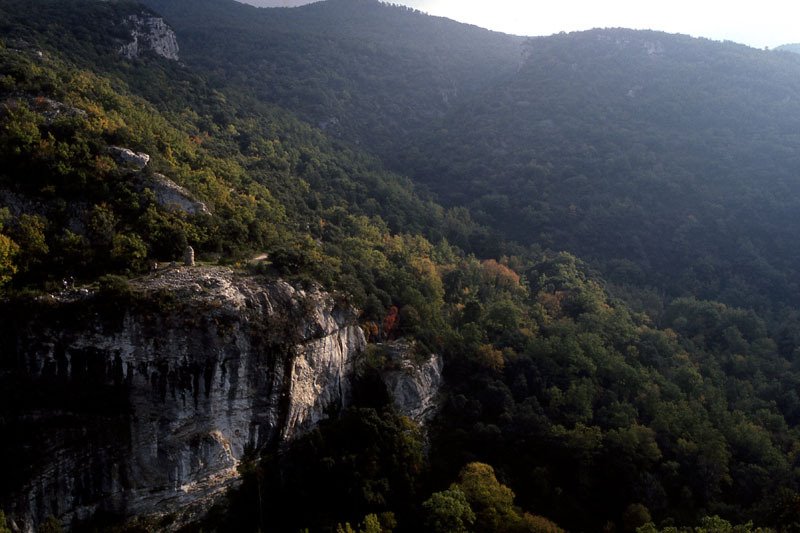 Près du Fort de Buoux by Philippe Stoop