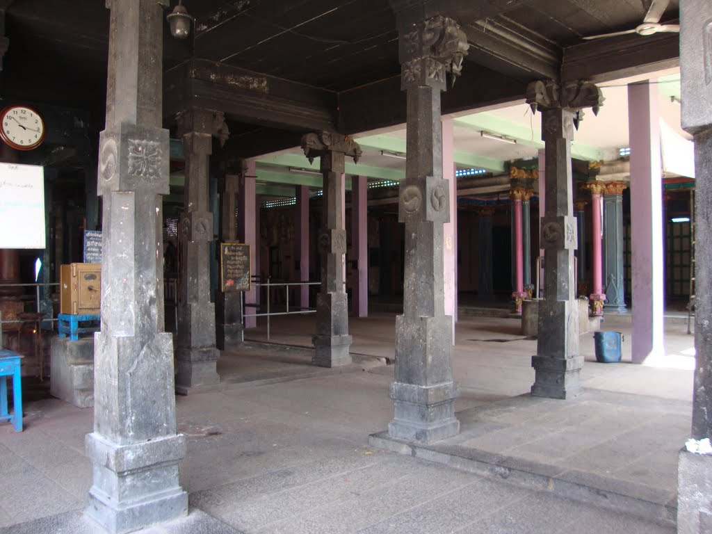 SEGAZHUNIR AMMAN TEMPLE by Ragothaman